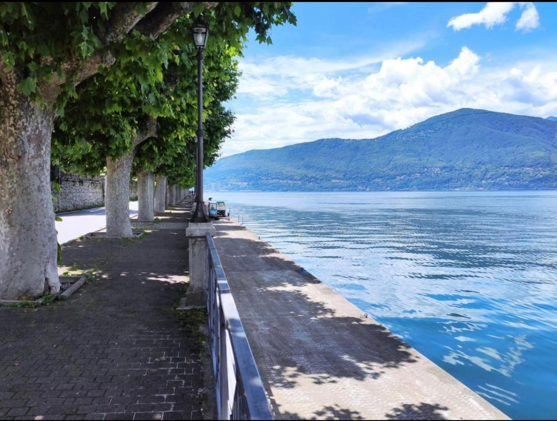Casa Anna - Parco Hermitage Porto Valtravaglia Zewnętrze zdjęcie
