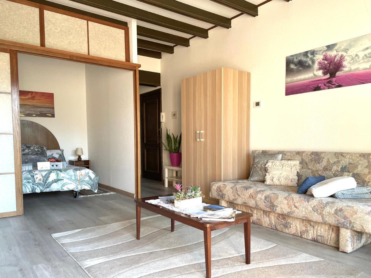 Casa Anna - Parco Hermitage Porto Valtravaglia Zewnętrze zdjęcie
